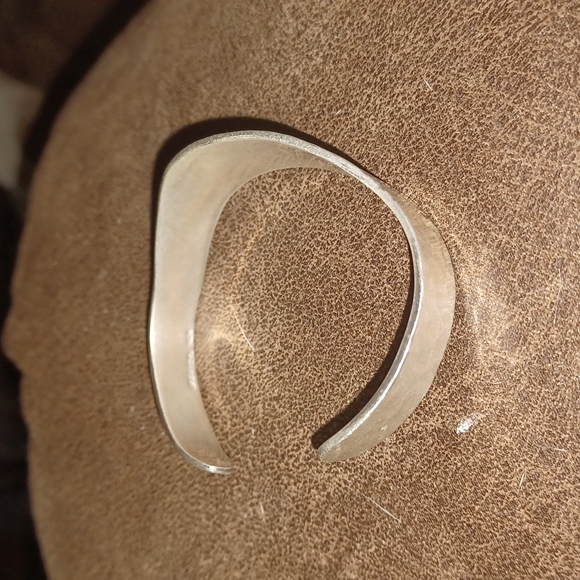 Sterling silver cuff braclet - Picture 3 of 4